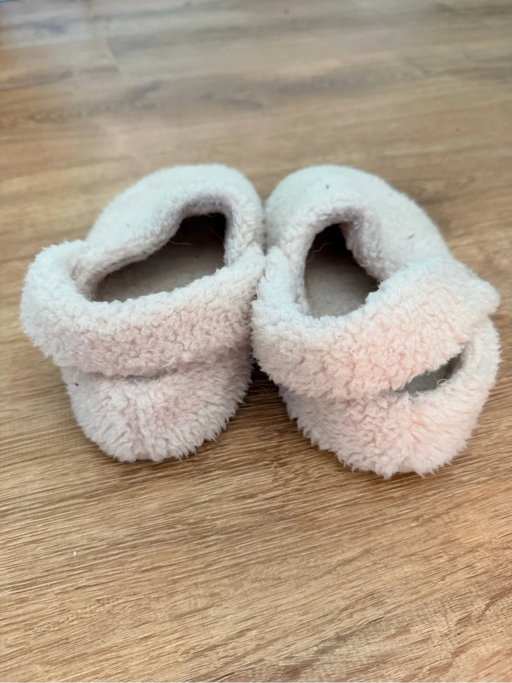 Crocs Classic Cozzzy Slipper Fleece Sherpa Pink Cozycore Hygge Lounge Shoe